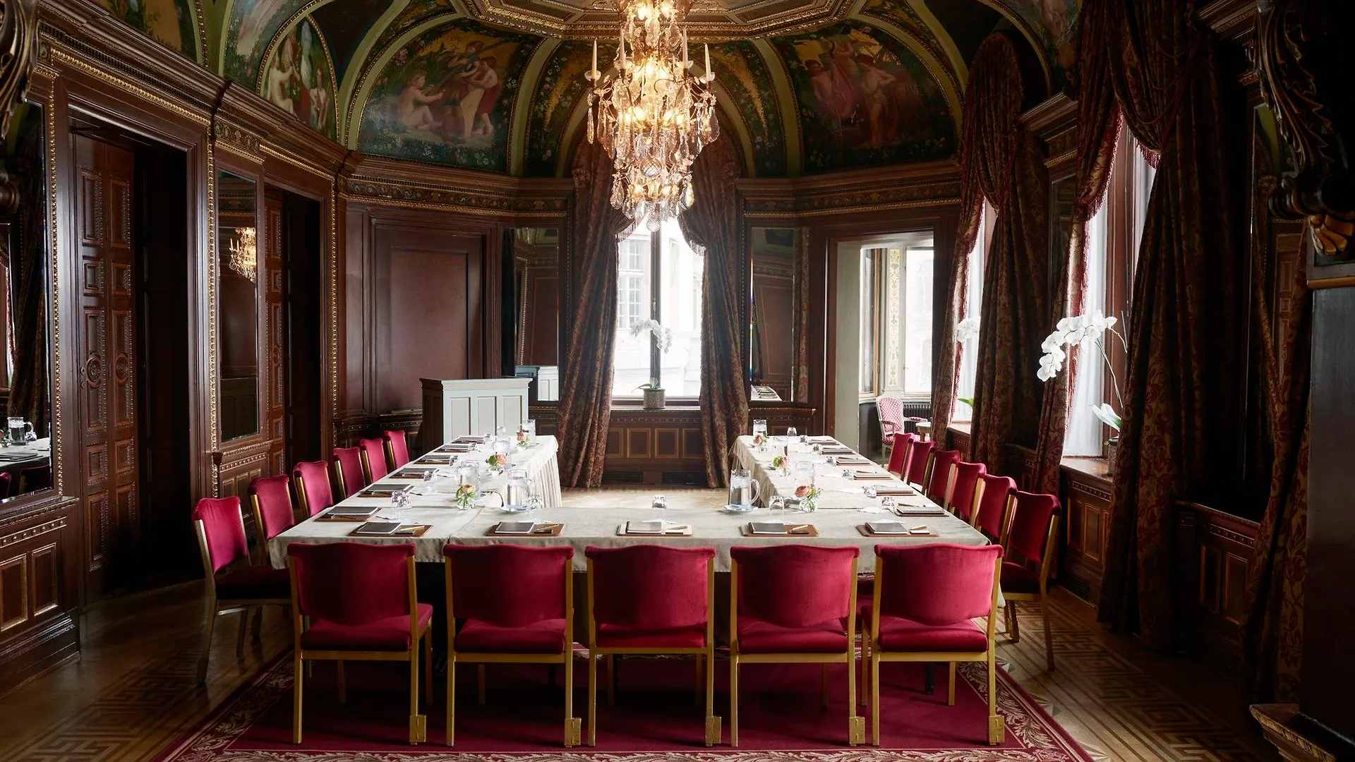 Grand Hotel Stockholm 5*,